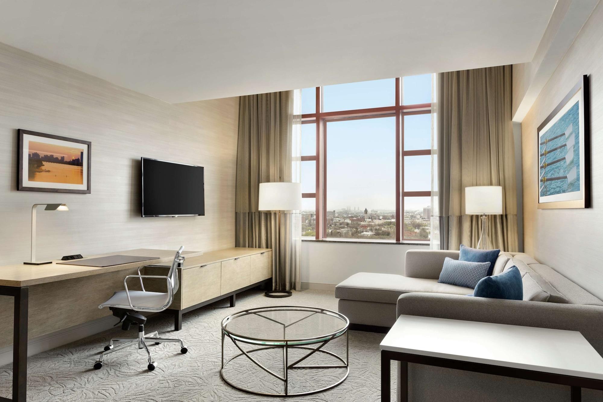 Doubletree Suites By Hilton Hotel Boston - Cambridge Экстерьер фото
